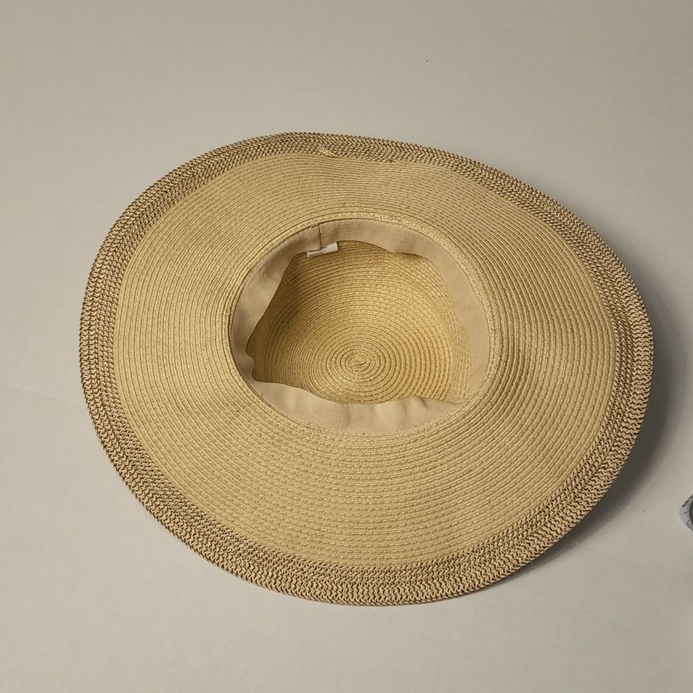 Wide Bill Paper/Polyester Blend Hat with Belt Accent,  1" Contrasting Color Brim - Picture 7 of 9